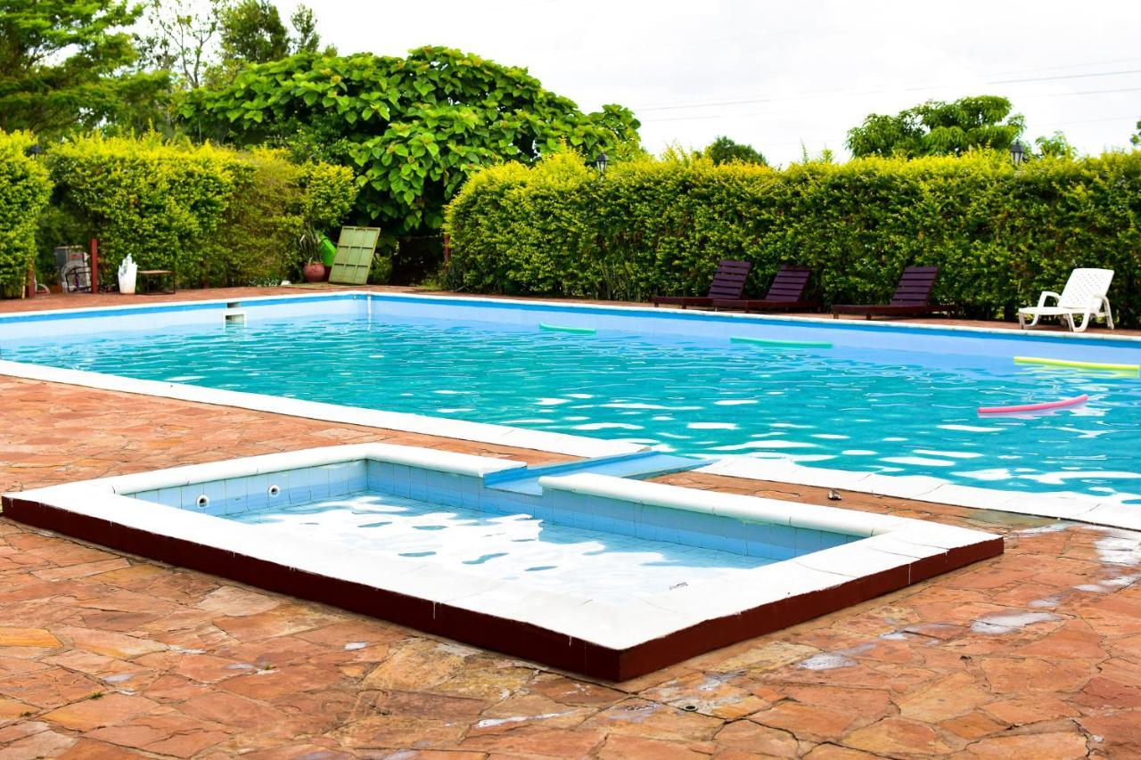 Palmas Park Hotel Y Restaurant Obligado Luaran gambar