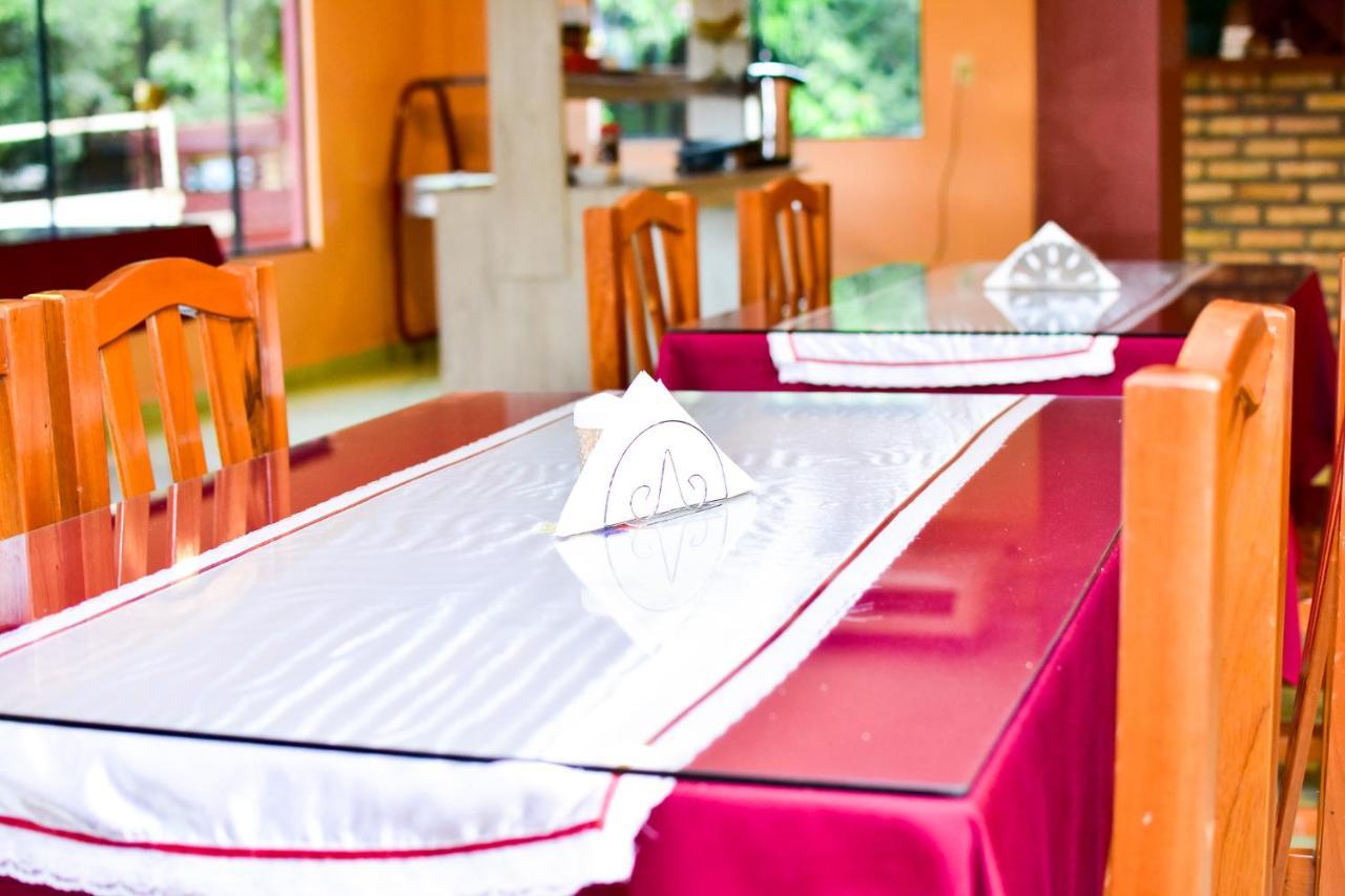 Palmas Park Hotel Y Restaurant Obligado Luaran gambar